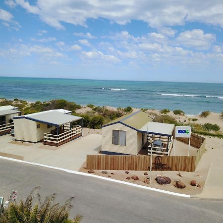 Sunset Beach Holiday Park Geraldton Exteriör bild