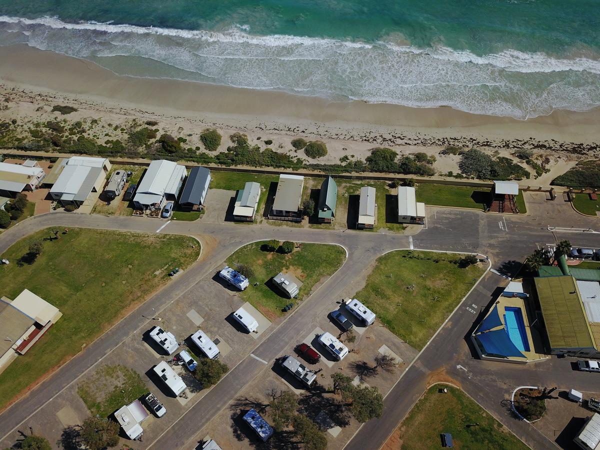 Sunset Beach Holiday Park Geraldton Exteriör bild