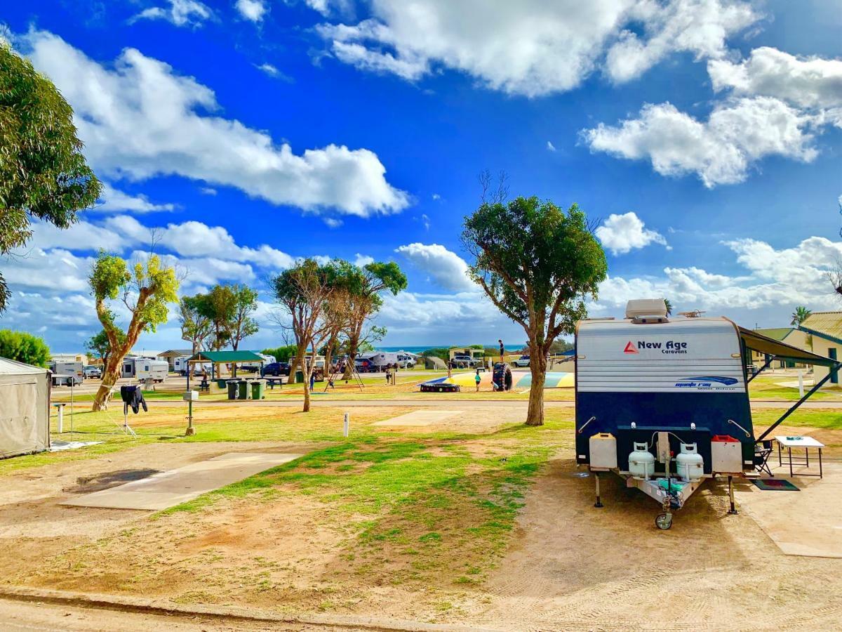 Sunset Beach Holiday Park Geraldton Exteriör bild